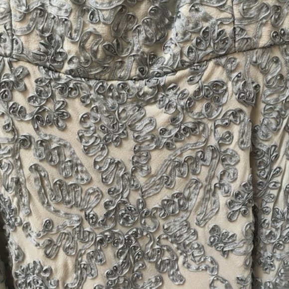 Carmen Marc Valvo Signature Dusty Blue Dress Size 4, (EUC) - Picture 8 of 14